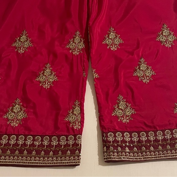 Red Raspberry Embroidered Wide-Leg Pants - Picture 2 of 6